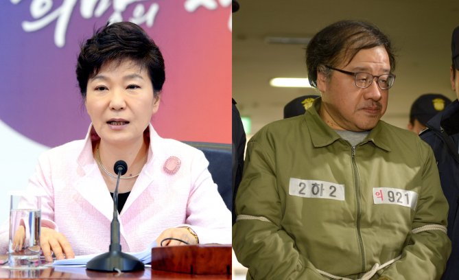 박근혜 대통령(왼쪽)은 안종범 전 청와대 경제수석(오른쪽)에게 자가줄기세포의 안전성이 입증됐으니 규제를 완화하라고 지시했다. - 동아일보DB 제공